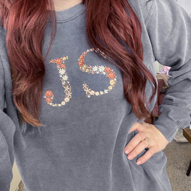 White Floral Letter Embroidered Sweatshirt