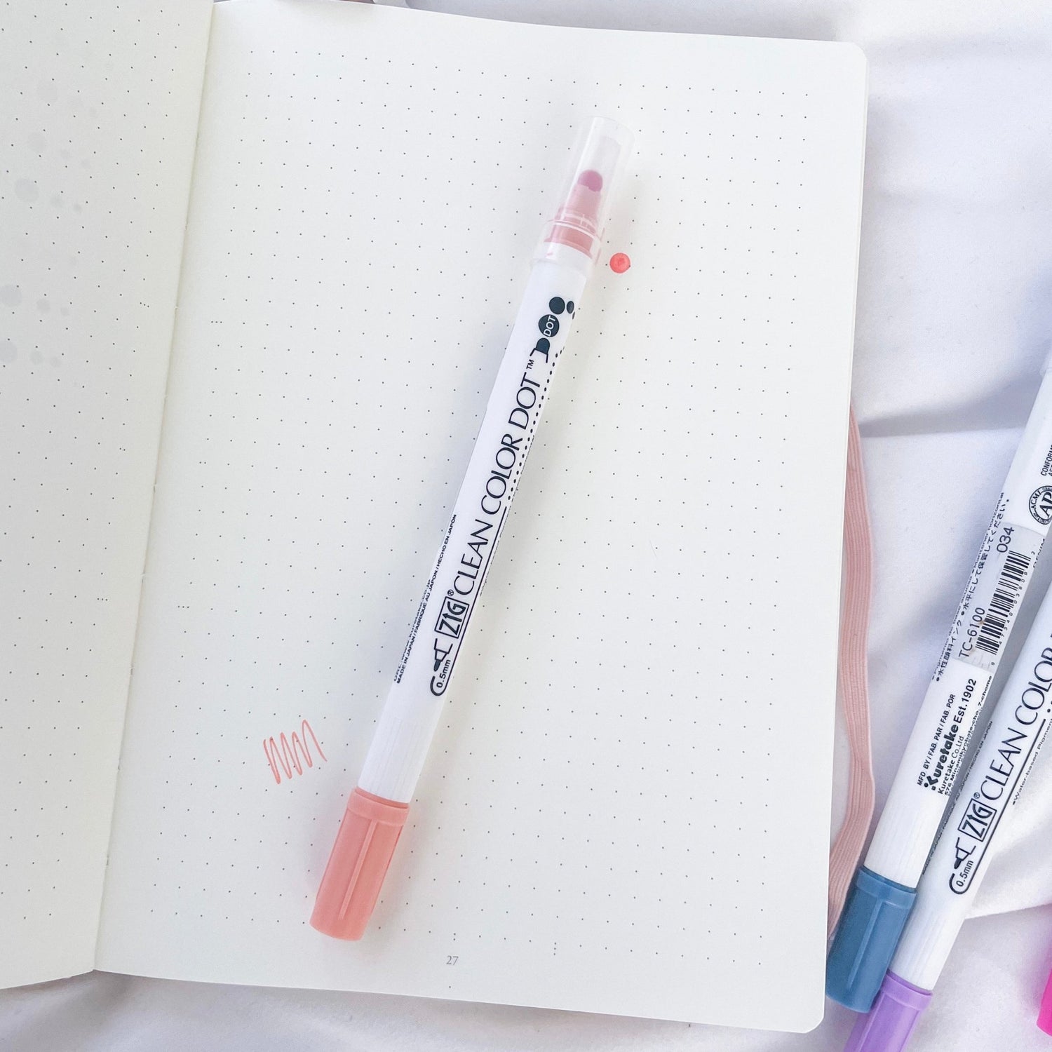 Clean Color DOT Markers (Individual) - Jessica Hearts